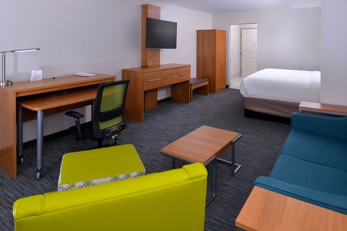 Imagen de la habitación del Hotel Holiday Inn Express And Suites Lexington Midtown - I-75, An Ihg. Foto 7