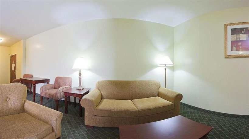 Imagen de los interiores del Hotel Holiday Inn Express And Suites Lexington-dow. Foto 11