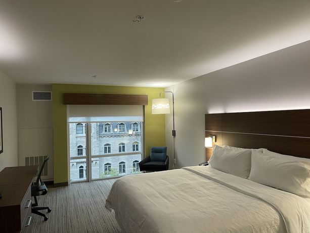 Imagen de la habitación del Hotel Holiday Inn Express And Suites Lincoln Downtown , An Ihg. Foto 11