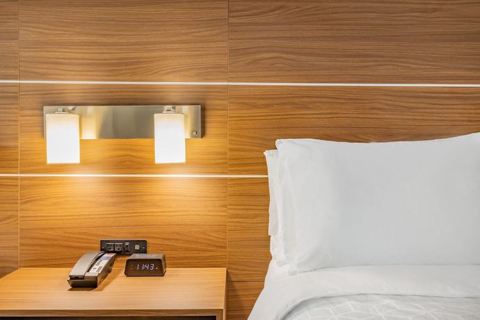 Imagen de la habitación del Hotel Holiday Inn Express And Suites Lincoln Downtown , An Ihg. Foto 15