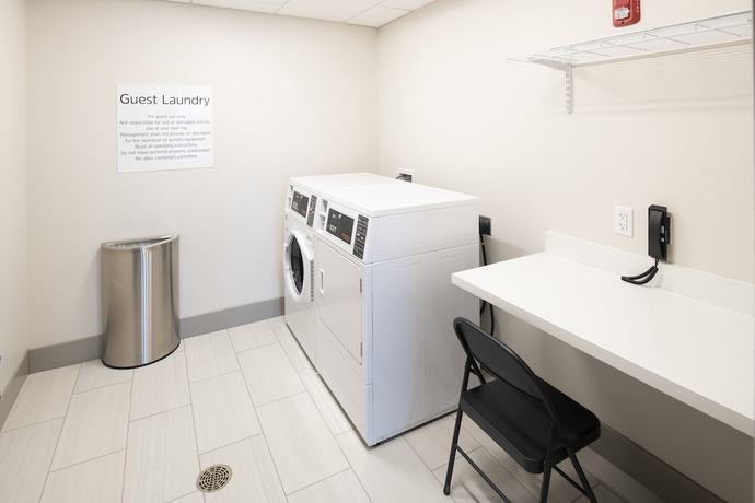 Imagen de los interiores del Hotel Holiday Inn Express And Suites Little Rock Downtown, An Ihg. Foto 19