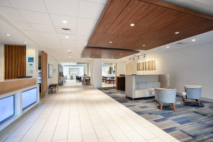 Imagen de los interiores del Hotel Holiday Inn Express And Suites Manhattan, An Ihg. Foto 20