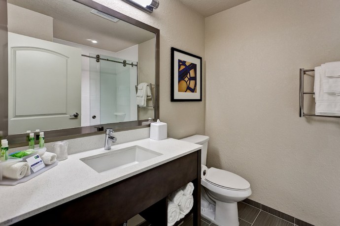 Imagen de la habitación del Hotel Holiday Inn Express And Suites Manhattan, An Ihg. Foto 10