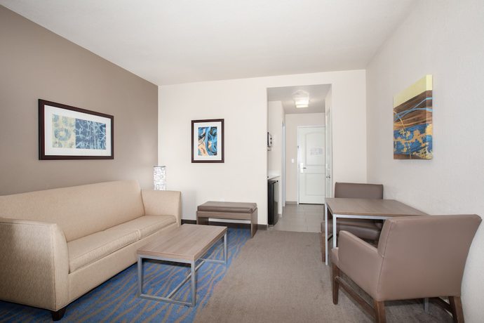 Imagen de la habitación del Hotel Holiday Inn Express And Suites Manhattan, An Ihg. Foto 16