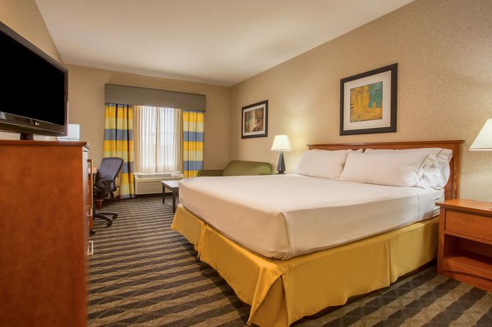 Imagen de la habitación del Hotel Holiday Inn Express And Suites Manteca, An Ihg. Foto 13