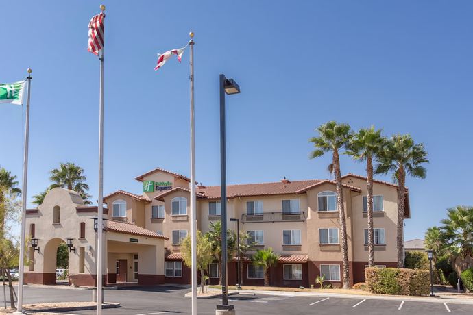 Imagen general del Hotel Holiday Inn Express And Suites Manteca, An Ihg. Foto 1