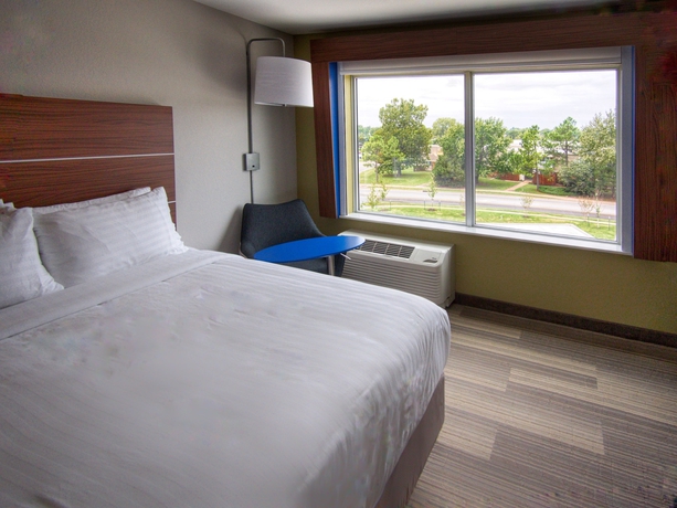 Imagen de la habitación del Hotel Holiday Inn Express And Suites Moore. Foto 5