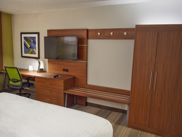 Imagen de la habitación del Hotel Holiday Inn Express And Suites Moore. Foto 8