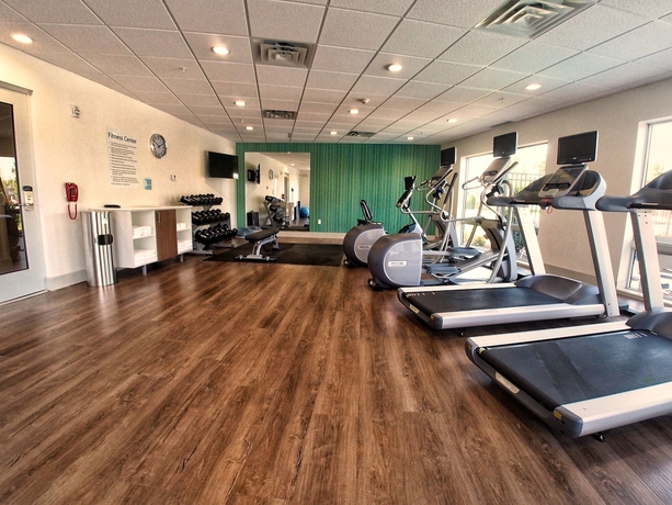 Imagen de los interiores del Hotel Holiday Inn Express And Suites Moore. Foto 15