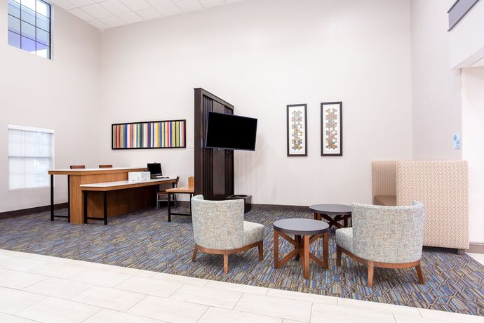 Imagen de los interiores del Hotel Holiday Inn Express And Suites Morehead City. Foto 18