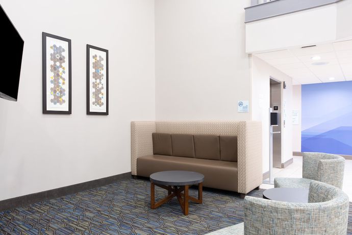 Imagen de los interiores del Hotel Holiday Inn Express And Suites Morehead City. Foto 20