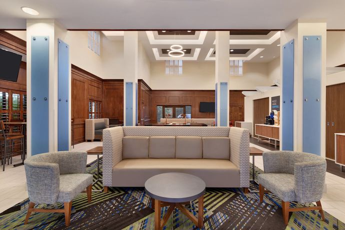 Imagen de los interiores del Hotel Holiday Inn Express And Suites Mt. Pleasant, An Ihg. Foto 19