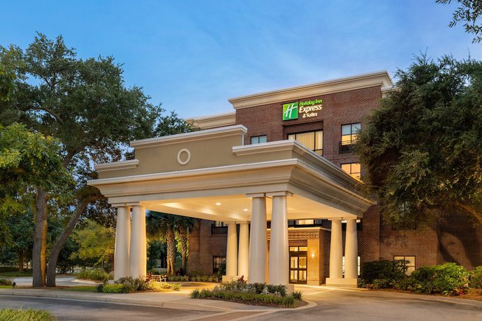 Imagen general del Hotel Holiday Inn Express And Suites Mt. Pleasant, An Ihg. Foto 1