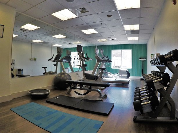 Imagen de los interiores del Hotel Holiday Inn Express And Suites Napa American Canyon, An Ihg. Foto 13