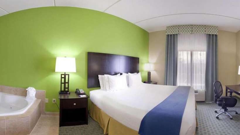 Imagen de la habitación del Hotel Holiday Inn Express And Suites Newport S, An Ihg. Foto 3