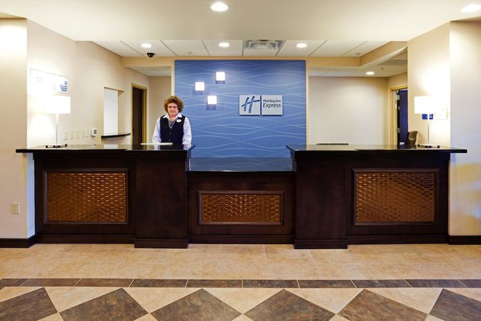 Imagen de los interiores del Hotel Holiday Inn Express And Suites Newport S, An Ihg. Foto 17