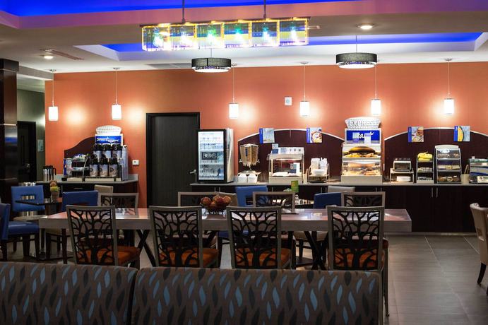 Imagen del bar/restaurante del Hotel Holiday Inn Express And Suites Oklahoma City Southeast I-35, An Ihg. Foto 4