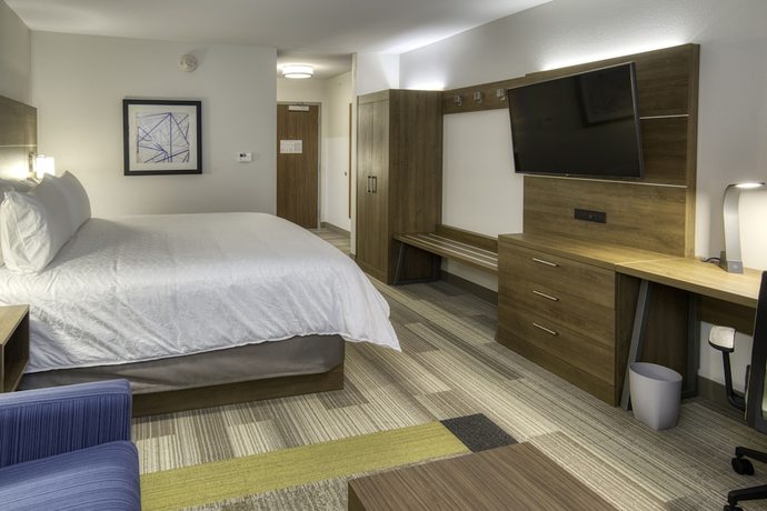 Imagen de la habitación del Hotel Holiday Inn Express And Suites Omaha Downtown - Old Market, An Ihg. Foto 3