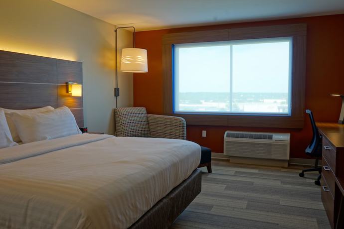 Imagen de la habitación del Hotel Holiday Inn Express And Suites Omaha - Millard Area, An Ihg. Foto 14