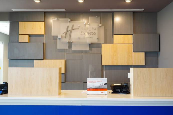 Imagen de los interiores del Hotel Holiday Inn Express And Suites Omaha - Millard Area, An Ihg. Foto 19