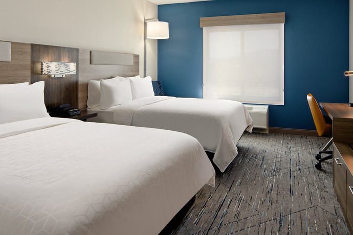 Imagen de la habitación del Hotel Holiday Inn Express And Suites Palm Desert - Millennium. Foto 4