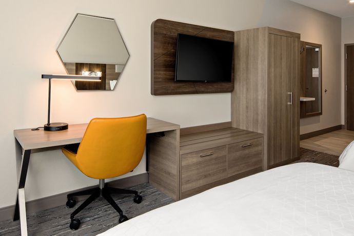 Imagen de la habitación del Hotel Holiday Inn Express And Suites Palm Desert - Millennium. Foto 12