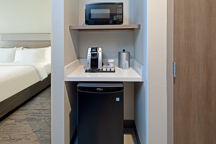 Imagen de la habitación del Hotel Holiday Inn Express And Suites Palm Desert - Millennium. Foto 13