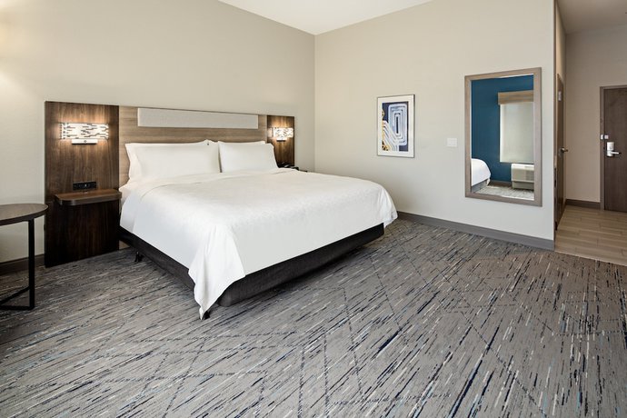 Imagen de la habitación del Hotel Holiday Inn Express And Suites Palm Desert - Millennium. Foto 14