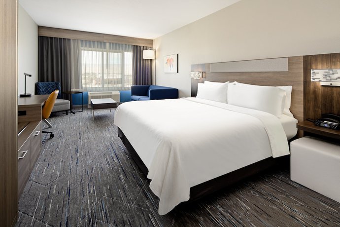 Imagen de la habitación del Hotel Holiday Inn Express And Suites Palm Desert - Millennium. Foto 16