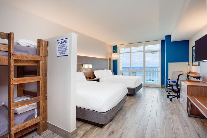 Imagen de la habitación del Hotel Holiday Inn Express And Suites Panama City Beach - Beachfront, An Ihg. Foto 6