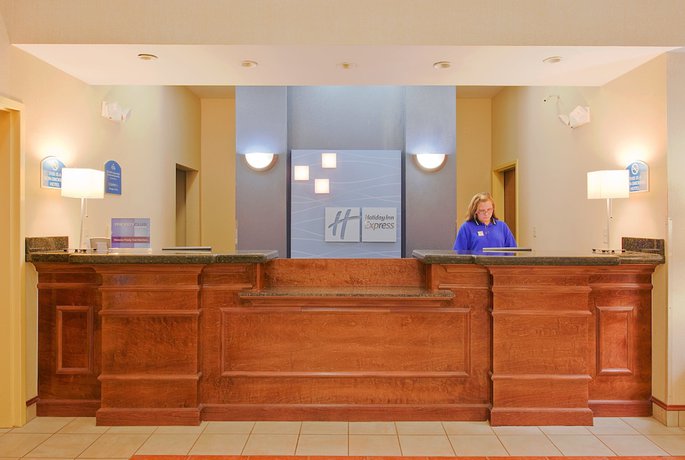 Imagen de los interiores del Hotel Holiday Inn Express And Suites Panama City-tyndall, An Ihg. Foto 19
