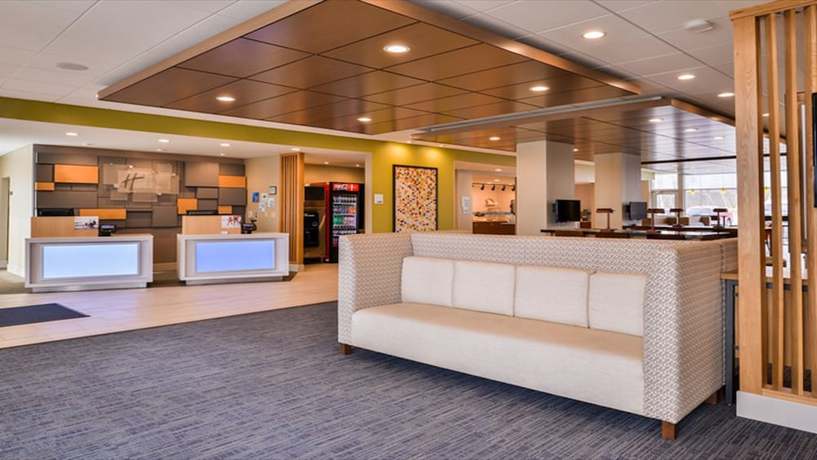 Imagen de los interiores del Hotel Holiday Inn Express And Suites Parkersburg East, An Ihg. Foto 18