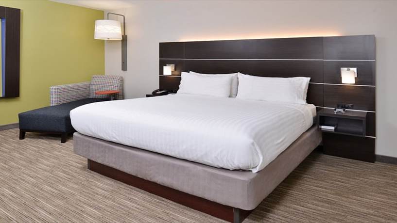 Imagen de la habitación del Hotel Holiday Inn Express And Suites Parkersburg East, An Ihg. Foto 17