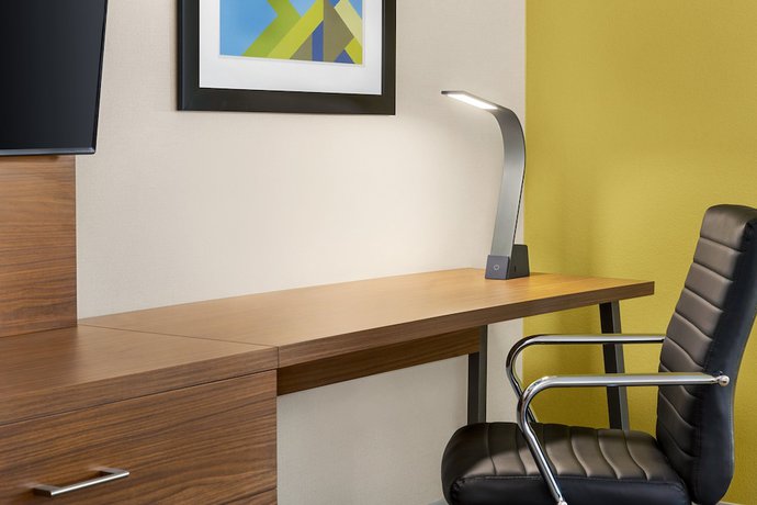Imagen de la habitación del Hotel Holiday Inn Express And Suites Philadelphia - Mt. Laurel, An Ihg. Foto 18