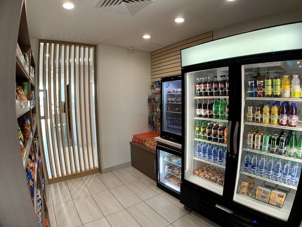 Imagen general del Hotel Holiday Inn Express And Suites Phoenix North - Happy Valley, An Ihg. Foto 2
