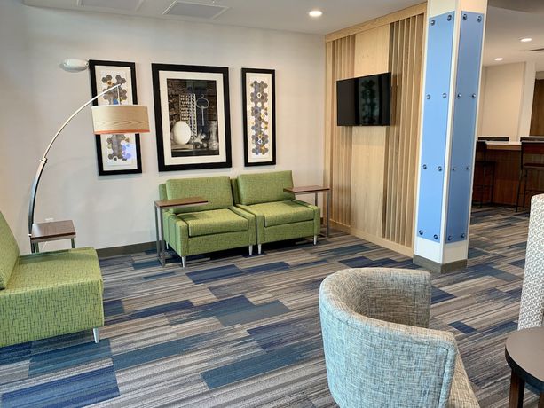 Imagen de los interiores del Hotel Holiday Inn Express And Suites Phoenix North - Happy Valley, An Ihg. Foto 18