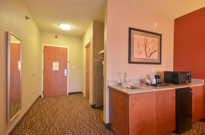 Imagen de la habitación del Hotel Holiday Inn Express And Suites Pine Bluff / Pines Mall, An Ihg. Foto 8