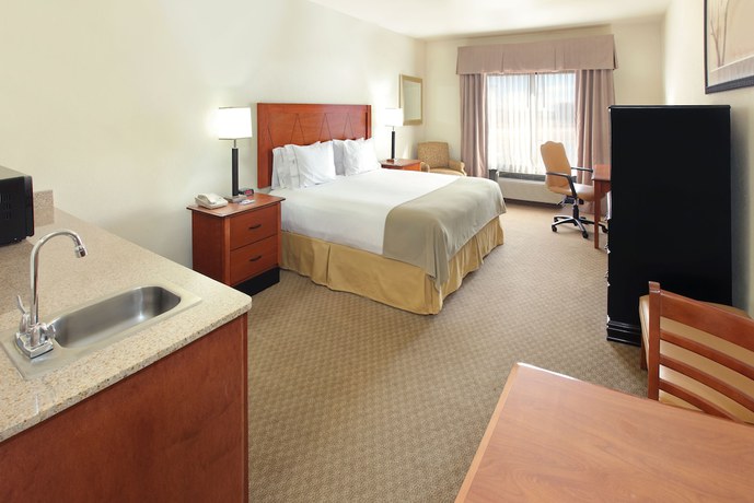 Imagen de la habitación del Hotel Holiday Inn Express And Suites Pine Bluff / Pines Mall, An Ihg. Foto 10