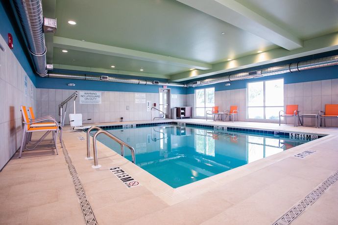 Imagen de la piscina del Hotel Holiday Inn Express And Suites Rehoboth Beach, An Ihg. Foto 20