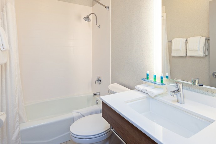 Imagen de la habitación del Hotel Holiday Inn Express And Suites San Diego-escondido, An Ihg. Foto 7