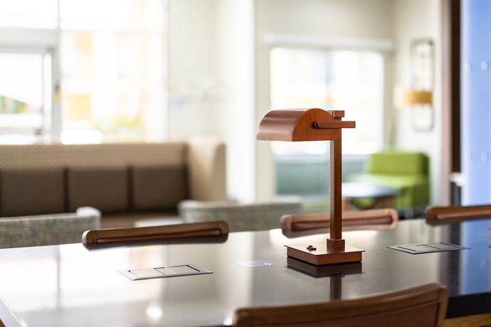 Imagen de los interiores del Hotel Holiday Inn Express And Suites San Jose Silicon Valley. Foto 20