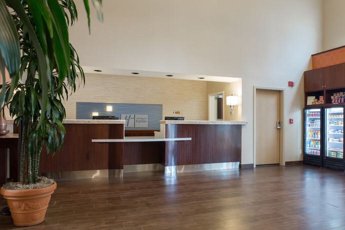 Imagen de los interiores del Hotel Holiday Inn Express And Suites San Jose-morgan Hill, An Ihg. Foto 14