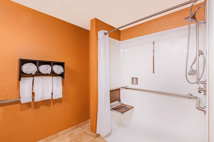 Imagen de la habitación del Hotel Holiday Inn Express And Suites San Jose-morgan Hill, An Ihg. Foto 6
