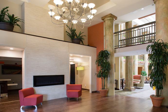 Imagen de los interiores del Hotel Holiday Inn Express And Suites San Jose-morgan Hill, An Ihg. Foto 18