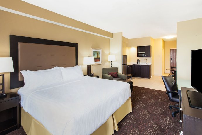 Imagen de la habitación del Hotel Holiday Inn Express And Suites Sandusky, An Ihg. Foto 4