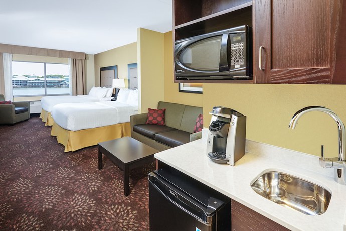 Imagen de la habitación del Hotel Holiday Inn Express And Suites Sandusky, An Ihg. Foto 15