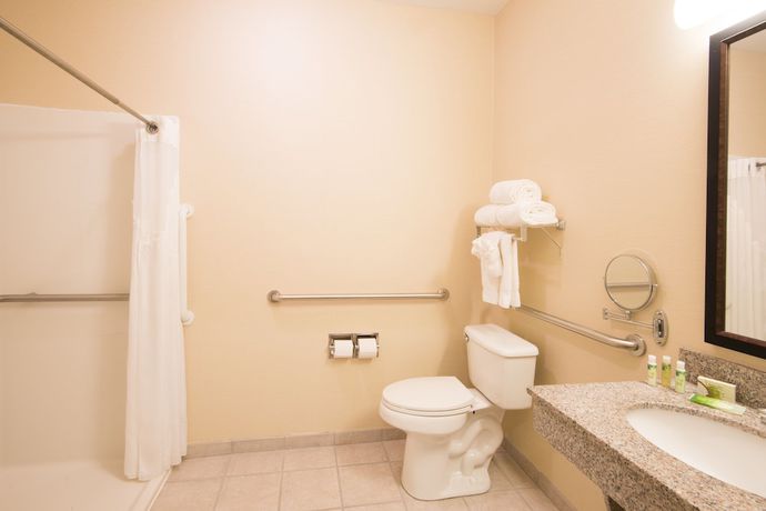 Imagen de la habitación del Hotel Holiday Inn Express And Suites Sharon-hermitage, An Ihg. Foto 7