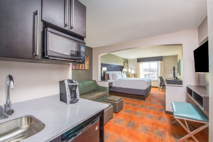 Imagen de la habitación del Hotel Holiday Inn Express And Suites Shawnee-kansas City West, An Ihg. Foto 10