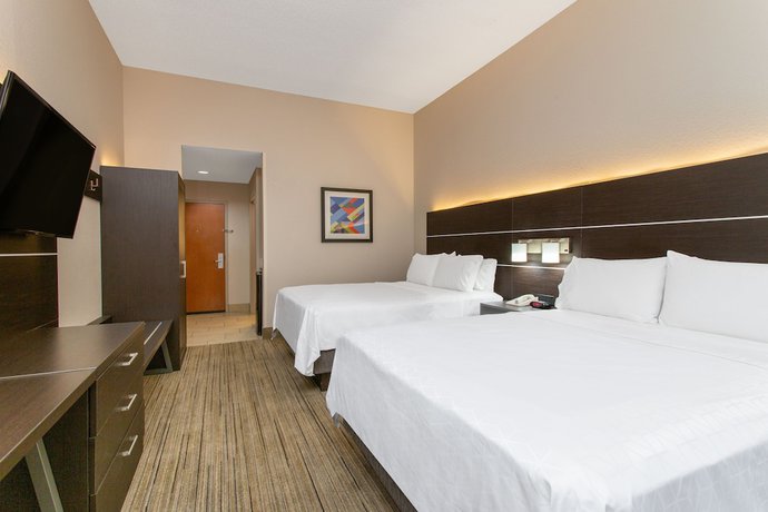 Imagen de la habitación del Hotel Holiday Inn Express And Suites Silver Springs - Ocala, An Ihg. Foto 10