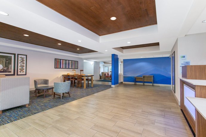Imagen de los interiores del Hotel Holiday Inn Express And Suites Silver Springs - Ocala, An Ihg. Foto 17